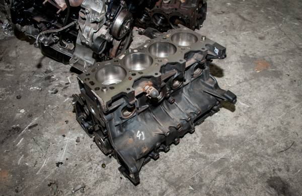 FORD RANGER 2.5 TDCİ ÇIKMA PARÇA  YARIM MOTOR